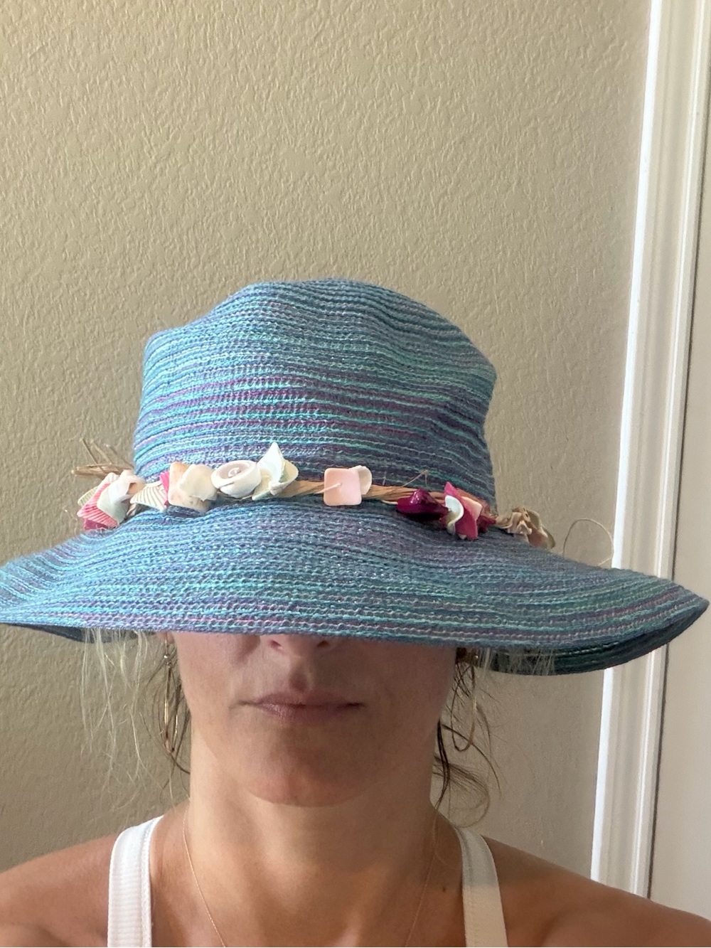 Strand Blue Straw Hat seashell details